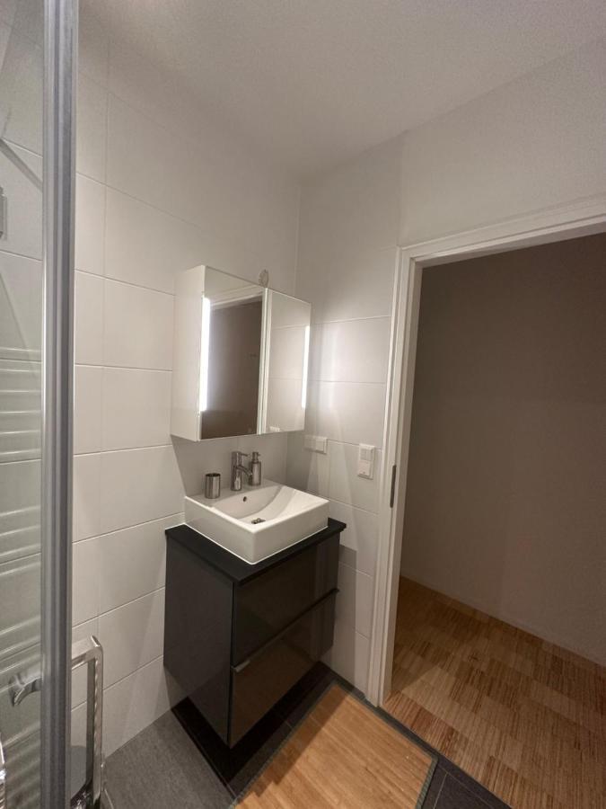 Lion'S Rooms N Apartments Відень Екстер'єр фото