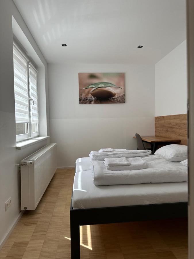 Lion'S Rooms N Apartments Відень Екстер'єр фото