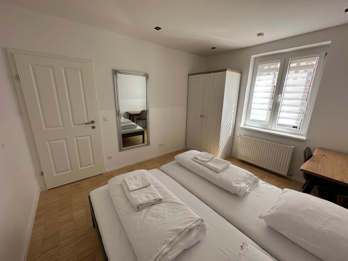 Lion'S Rooms N Apartments Відень Екстер'єр фото