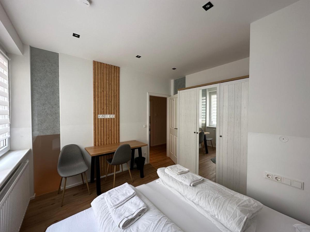 Lion'S Rooms N Apartments Відень Екстер'єр фото