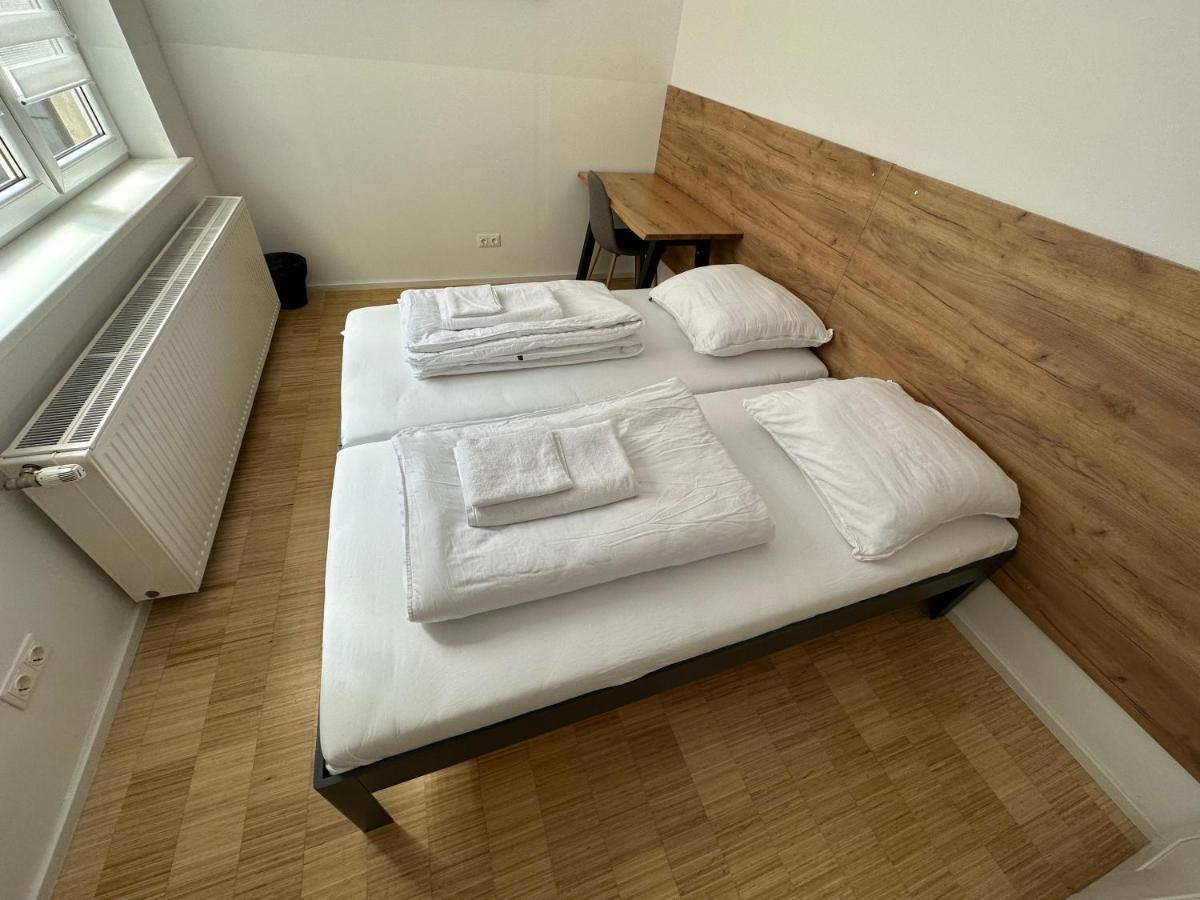 Lion'S Rooms N Apartments Відень Екстер'єр фото
